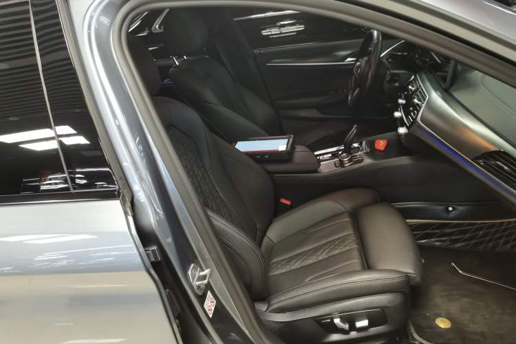 Used BMW 5 Series 2022 Restyled 525i M Sport Package
