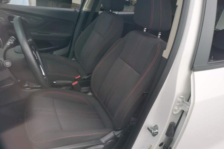 Used Buick Encore 2018 18T Automatic Two-Wheel Drive Urban Leading Model
