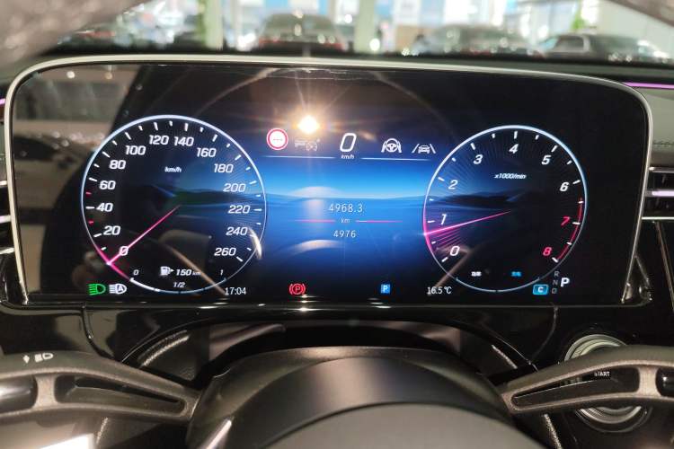 Used Mercedes-Benz E-Class 2025 Facelift E 300 L Luxury Edition
