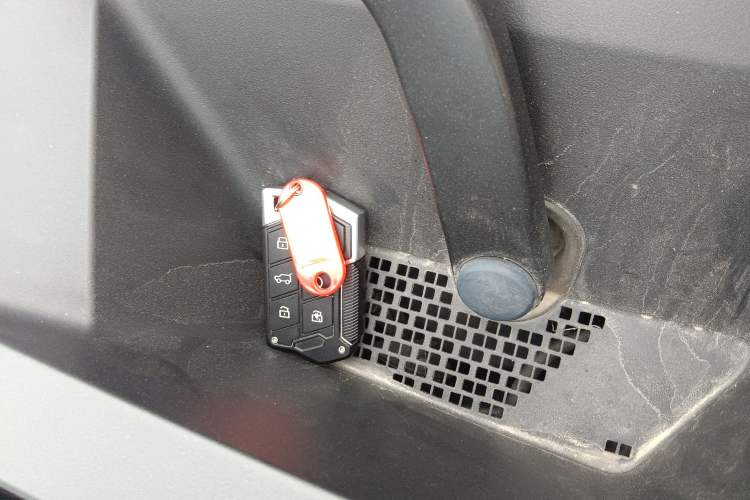 Used  917 2023 Range-Extended Base Model
