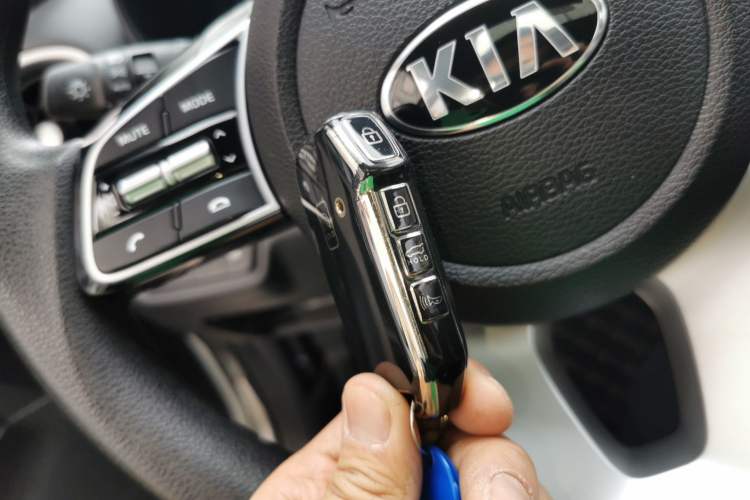 Used Kia K3 2020 1.5L CVT New Sharp Edition with Sunroof
