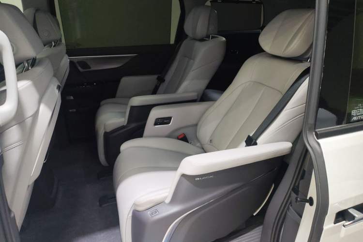 Used Buick GL8 2025 Lu Zun Deluxe Edition
