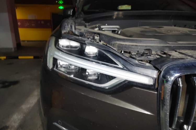 Used Volvo XC60 2019 T5 4x4 Zhiyuan Edition China VI Standard
