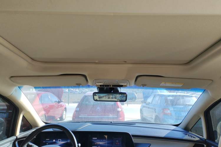 Used Buick GL8 2023 ES Lu Zun Deluxe Model
