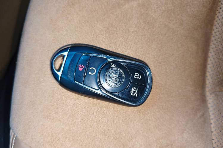 Used Buick LaCrosse 2019 28T Luxury Model
