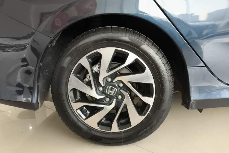 Used Honda Civic 2016 220TURBO CVT Luxury Edition
