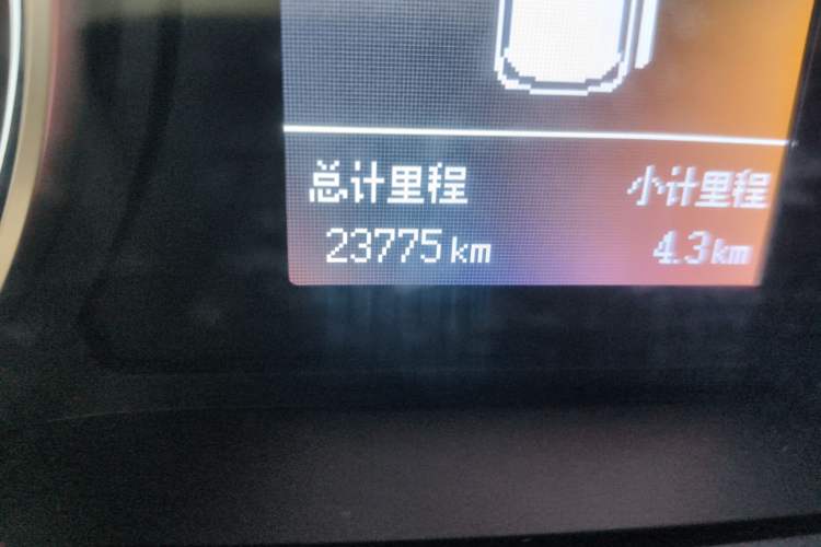 Used JAC Refine M3 2022 1.5T 7-Seater Standard Edition