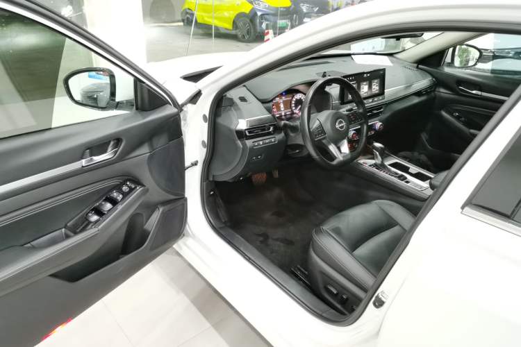 Used Nissan Teana 2022 2.0L XL-TLS Enjoyment Edition