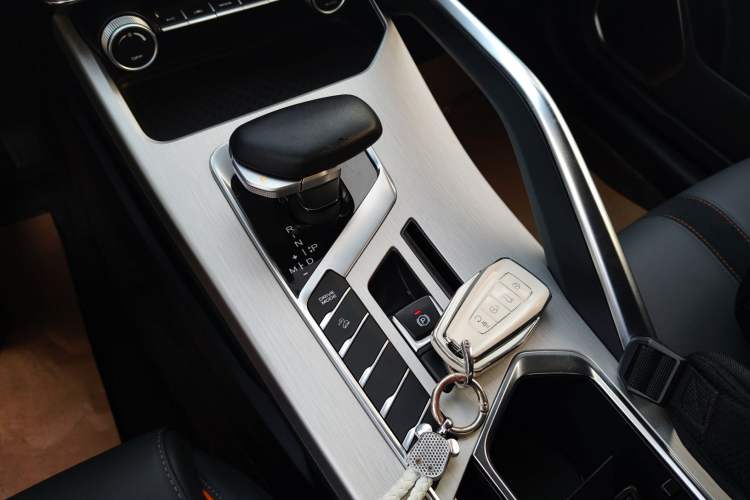 Used Geely Auto Coolray 2023 1.5T DCT Platinum Edition
