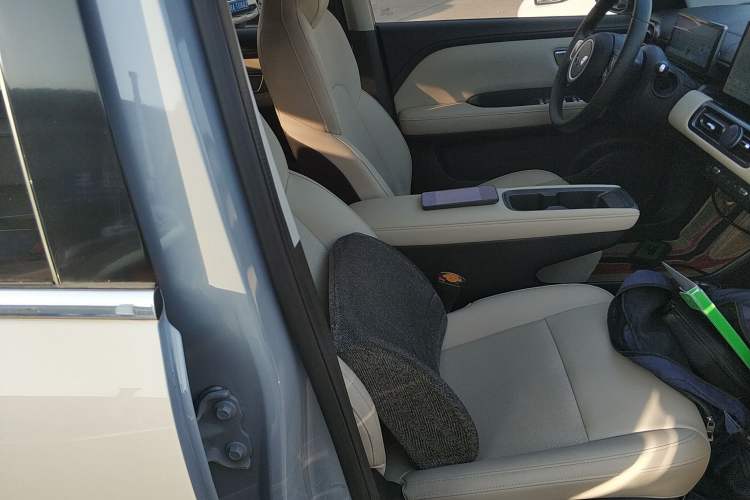 Used Wuling Bingo PLUS 2024 510 km Flagship Edition Four-Seater Version
