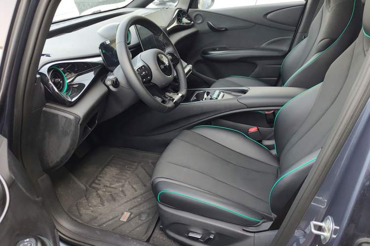 Used BYD Dolphin 2024 Honor Edition 420km Fashion Version
