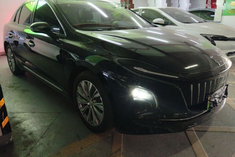 Used Hongqi E-QM5 2024 500km Range Edition
