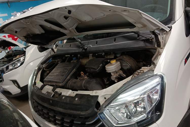 Used Iveco Eurocargo 2021 3.0T Automatic Super-Rui Long Wheelbase Short Overhang High Roof Manual Doors F1C