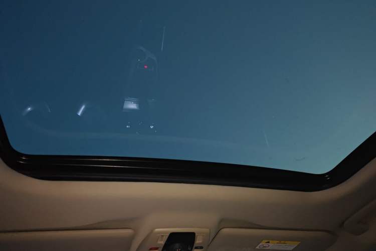 Used  6 2014 1.6T Luxury Edition THP160