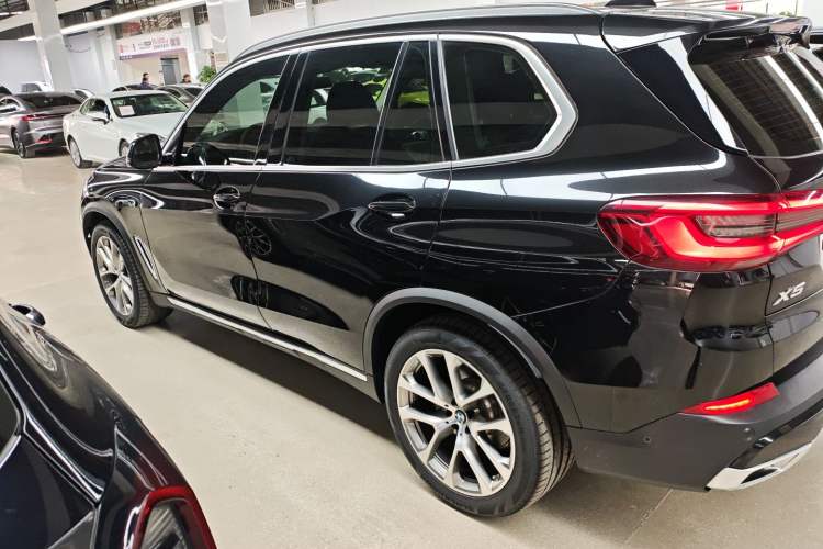 Used BMW X5 2019 xDrive30i X Design Package