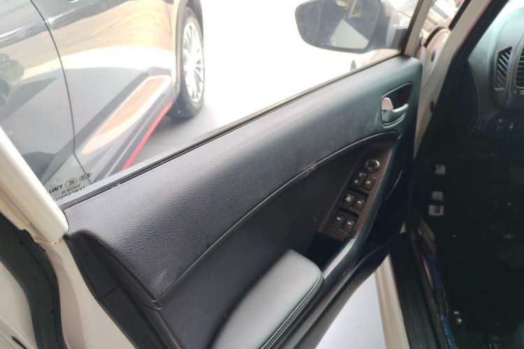 Used Kia K3 2017 1.6L Automatic 15th Anniversary Special Edition GLS
