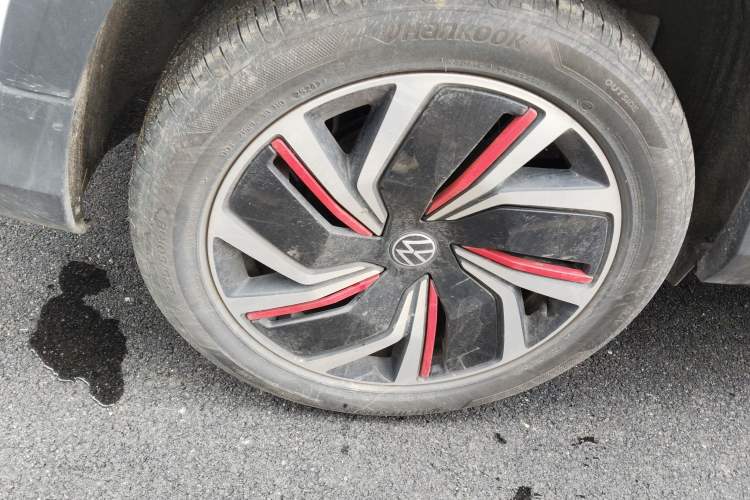 Used Volkswagen Tharu 2024 300TSI Two-Wheel-Drive Moon Luxury Edition