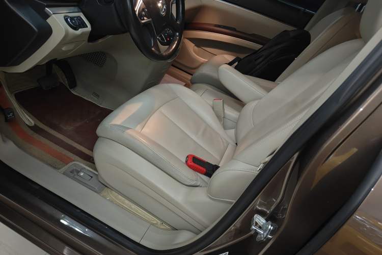 Used Buick GL8 2018 28T Luxury Model China VI Standard