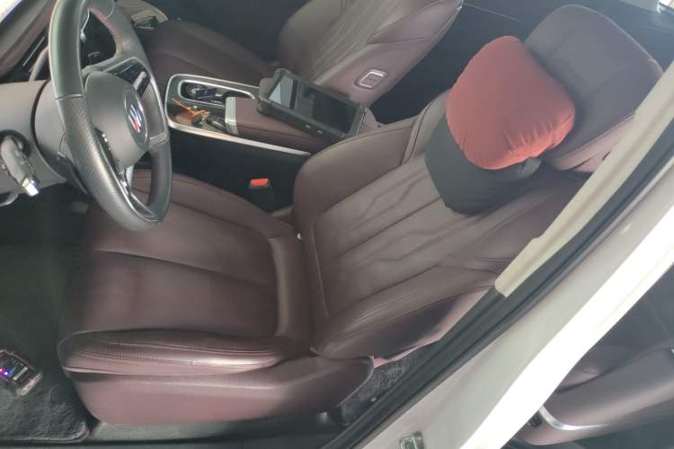 Used Buick Century 2023 2.0T Seven-Seater Yinshi Edition
