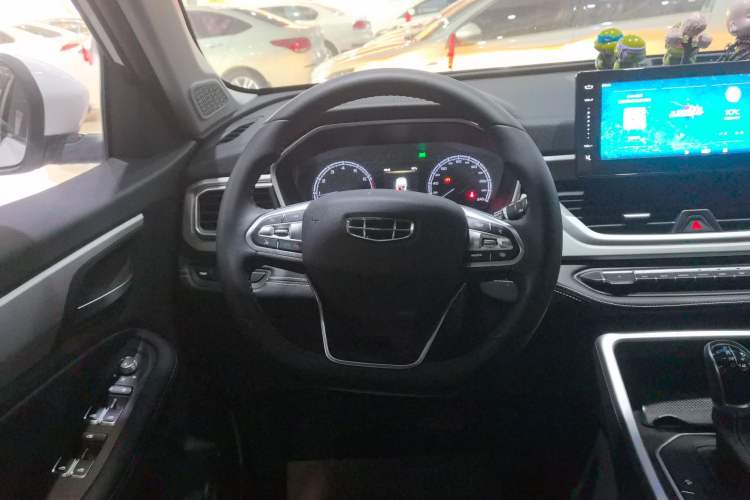 Used Geely Auto Vision X6 2020 1.4T CVT Luxury Edition