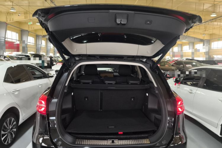 Used Hongqi HS5 2022 Facelifted Version 2.0T Smart Connect Flagship All-Wheel-Drive Edition
