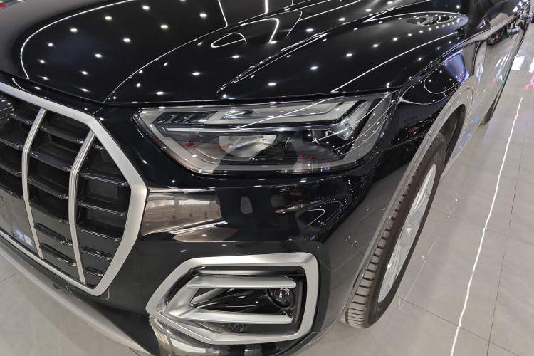 Used Audi Q5L 2023 40T Luxury Elegant Model
