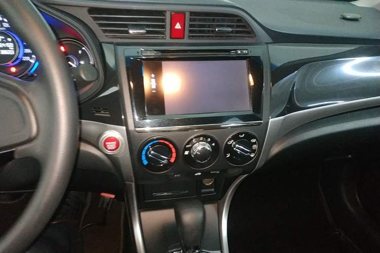 Used Honda Crider 2015 1.8L Automatic Luxury Edition
