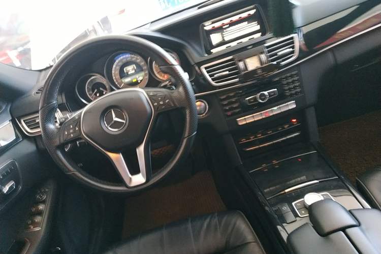 Used Mercedes-Benz E-Class 2015 E 320 L Sport 4MATIC
