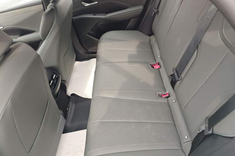 Used BYD Qin PLUS 2025 DM-i Smart Drive 55KM Leading Model