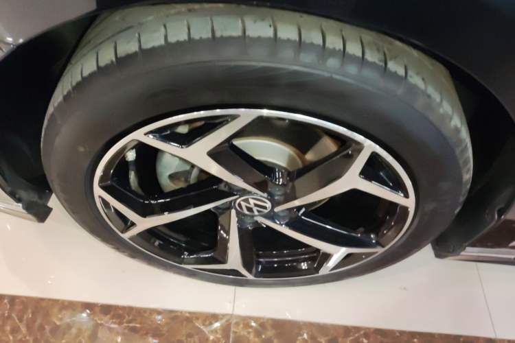 Used Volkswagen Magotan 2023 2 Million Units Commemorative Edition 330TSI DSG Luxury Version
