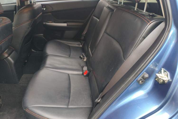 Used Subaru XV 2016 2.0i Comfort Navigation Edition
