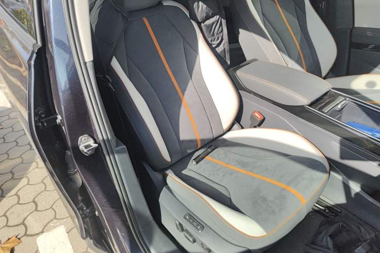 Used Volkswagen ID.6 CROZZ 2022 Long-Range PRO Edition
