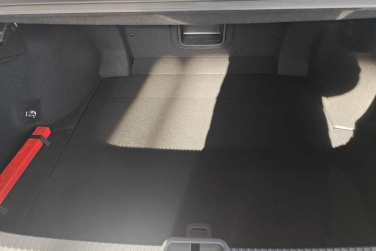 Used Lexus ES 2023 200 Excellence Edition
