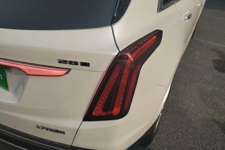 Used Cadillac XT5 2021 28T Luxury Version