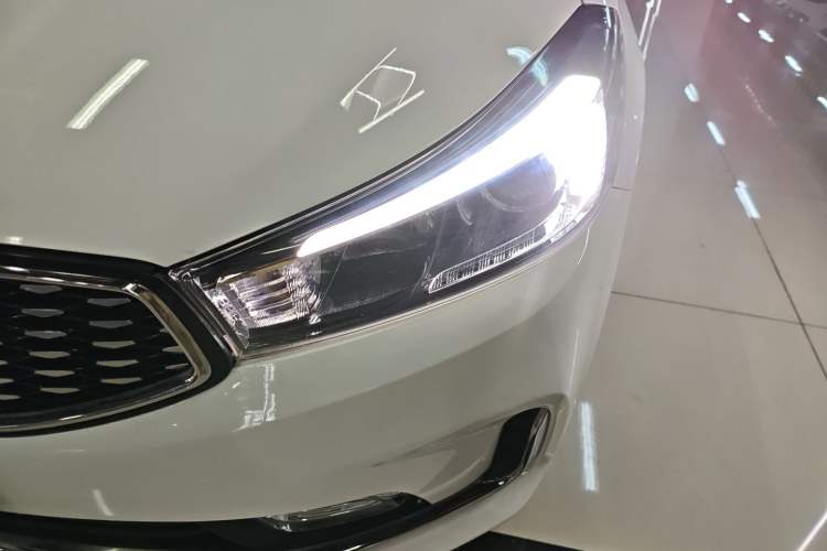 Used Kia K3 2016 1.6L Automatic GLS
