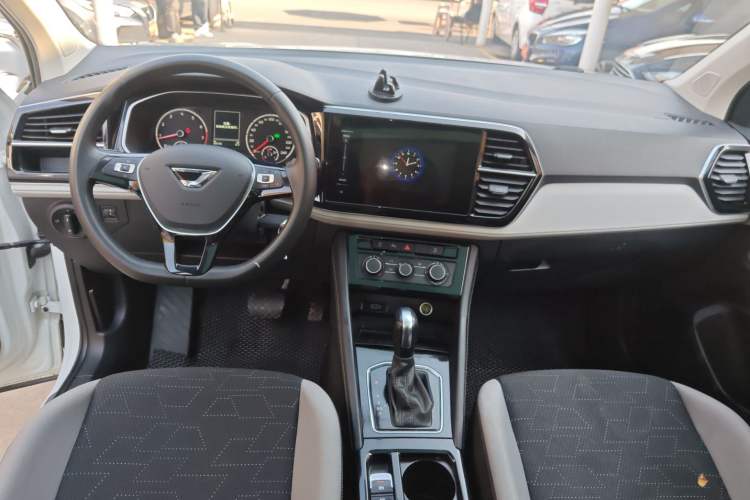 Used Jetta VS7 2022 280TSI Automatic Trend Edition
