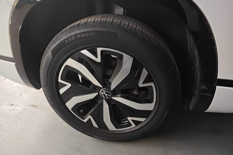 Used Volkswagen Tayron GTE Plug-in Hybrid 2023 280TSI Luxury Plus Advanced Edition
