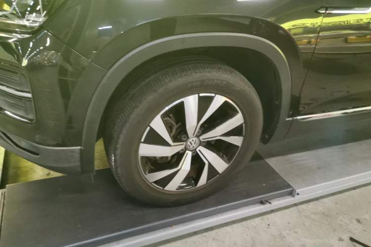 Used Volkswagen Tayron 2020 330TSI Two-Wheel Drive Luxury Smart Connectivity Version
