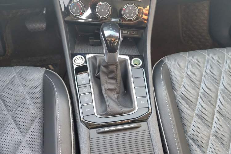 Used Volkswagen Sagitar 2023 300TSI DSG Excellence Edition