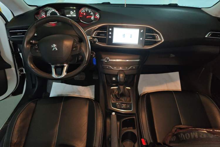 Used Peugeot 308S 2015 1.2T Automatic Jingchi Edition
