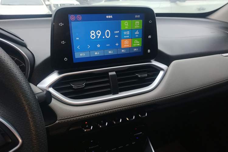 Used Baojun 510 2017 1.5L Manual Fashion Model
