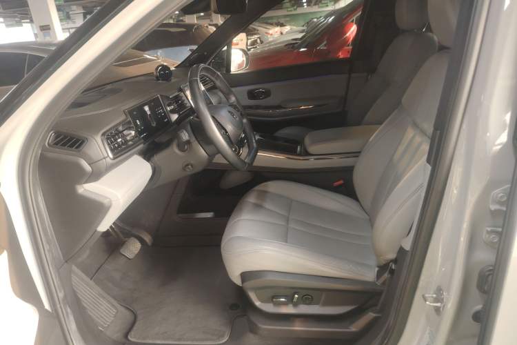 Used Nio ES8 2020 580 km Signature Edition 7-Seater Version
