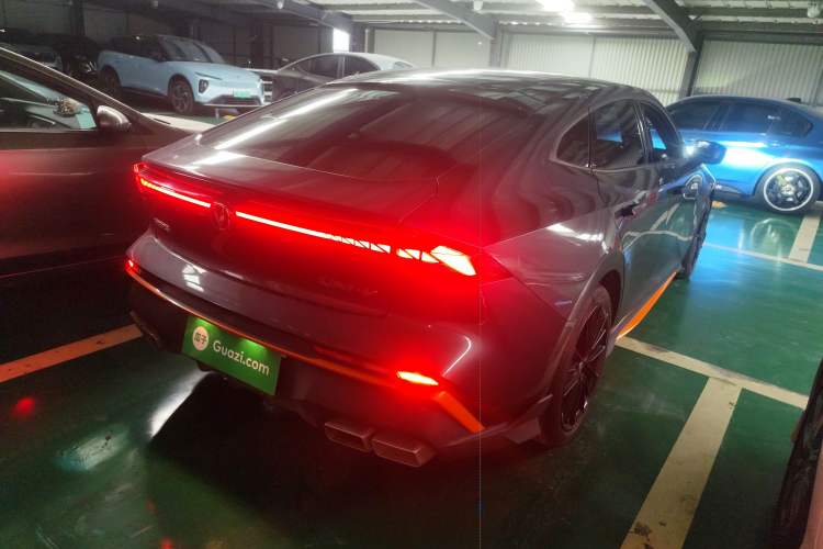 Used Changan UNI-V 2024 1.5T Prestige Sport Edition
