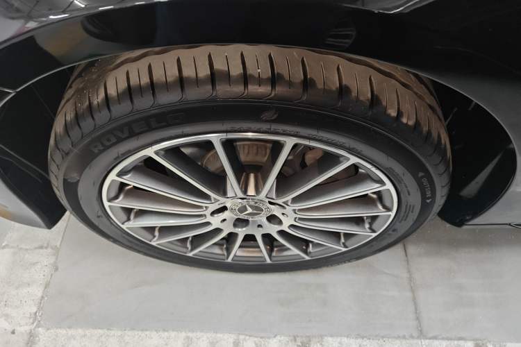 Used Mercedes-Benz E-Class 2023 E 260 L
