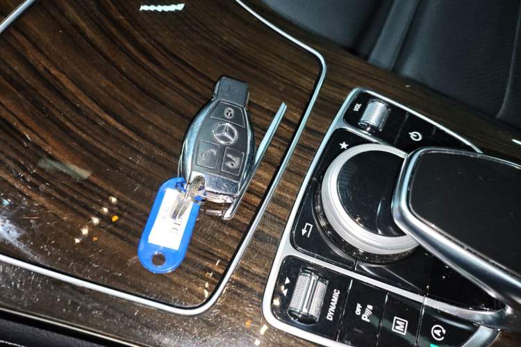 Used Mercedes-Benz GLC 2018 Facelifted GLC 260 4MATIC Dynamic Edition