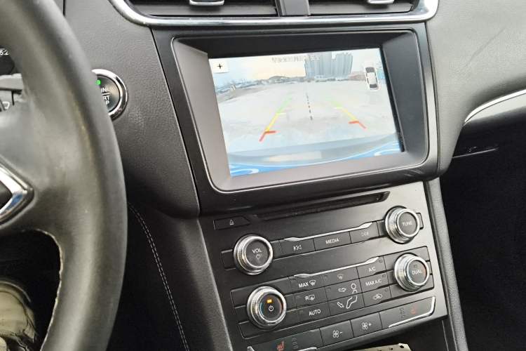 Used Ford Taurus 2016 EcoBoost 180 Luxury Model