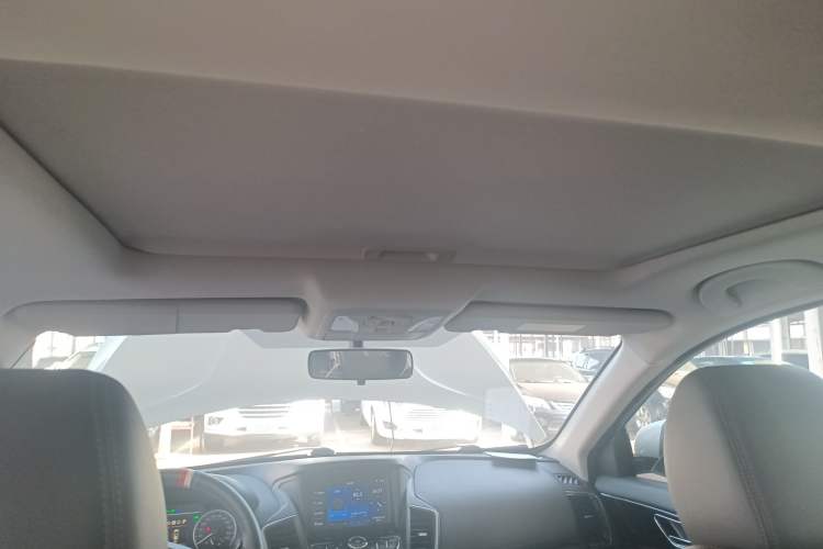 Used Dongfeng Aeolus AX7 2018 1.6T Automatic Luxury Special Edition
