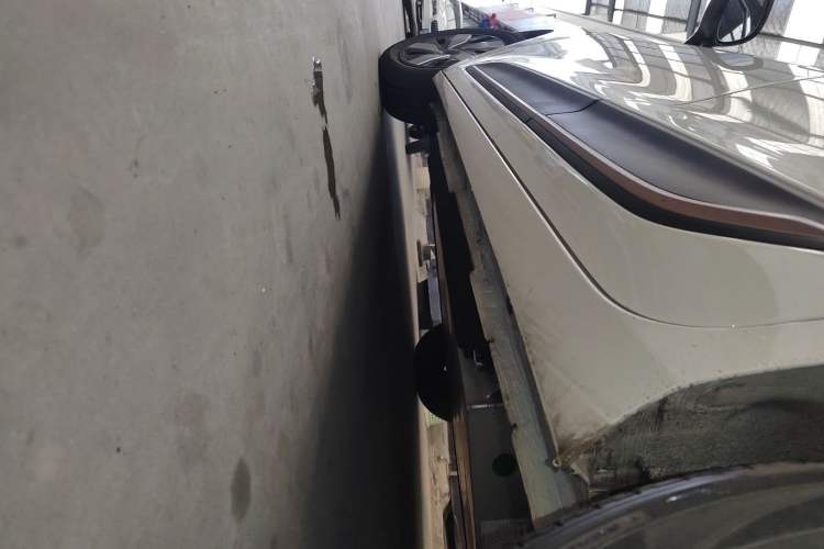 Used Dongfeng NAMMI 01 2024 New Edition 330 Air
