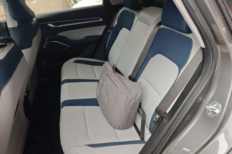 Used Geely Auto Emgrand 2022 4th Generation 1.5L CVT Flagship Model