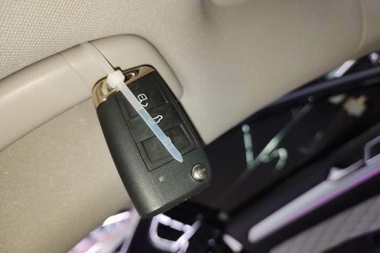 Used Volkswagen Magotan 2025 Zhongxiang Version 330TSI DSG Luxury Edition
